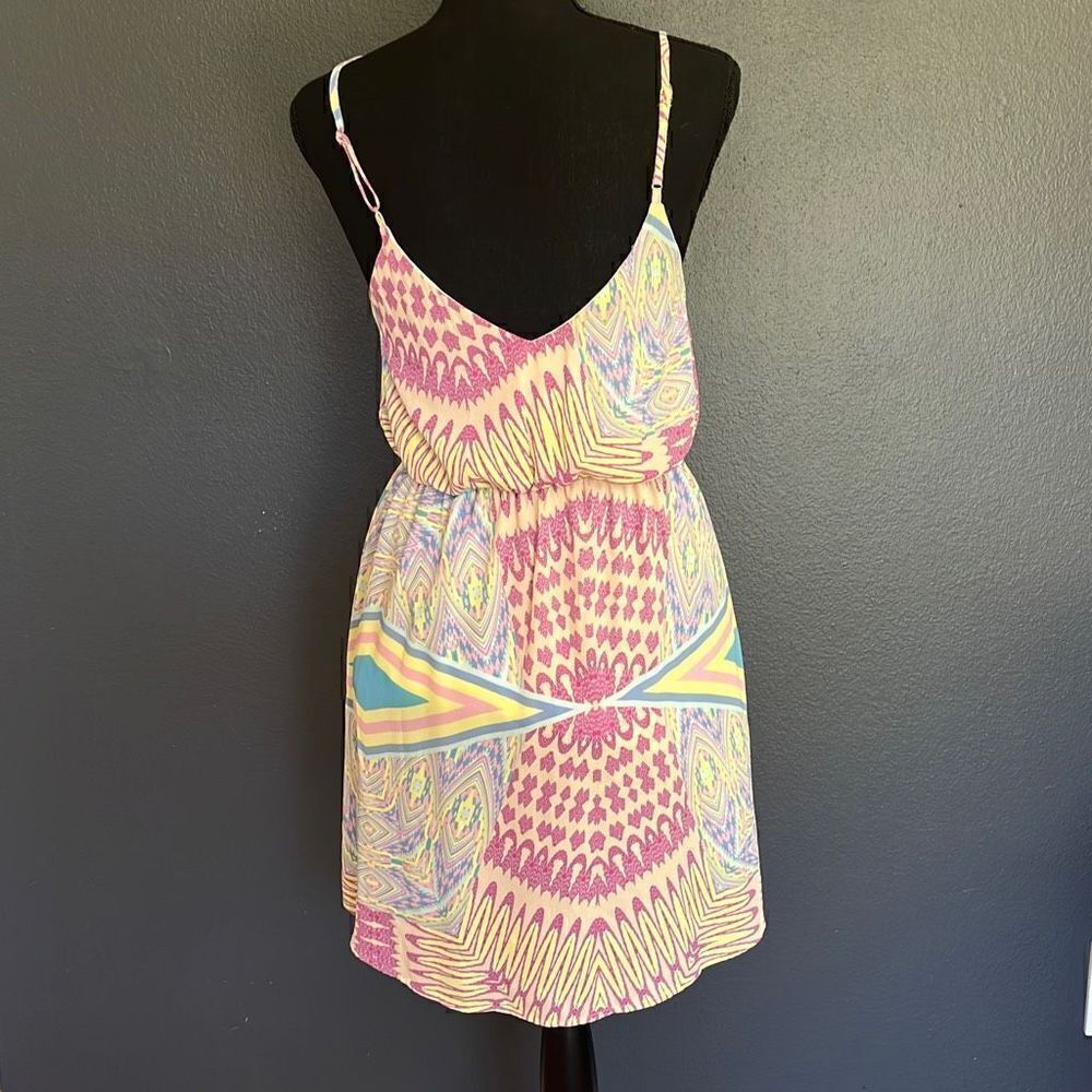 EVERLY Dress - Picture 4 of 6